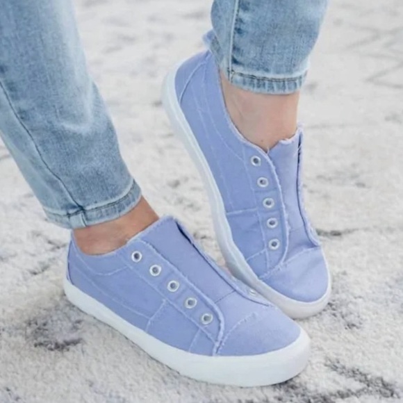 Corky Babalu Lilac - Picture 2 of 7